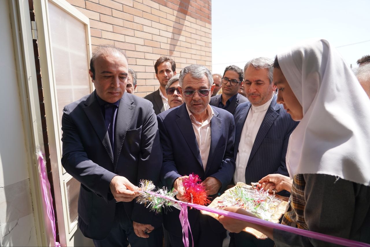 مدرسه ۶ کلاسه ویرثق نیر به بهره‌برداری رسید ... 