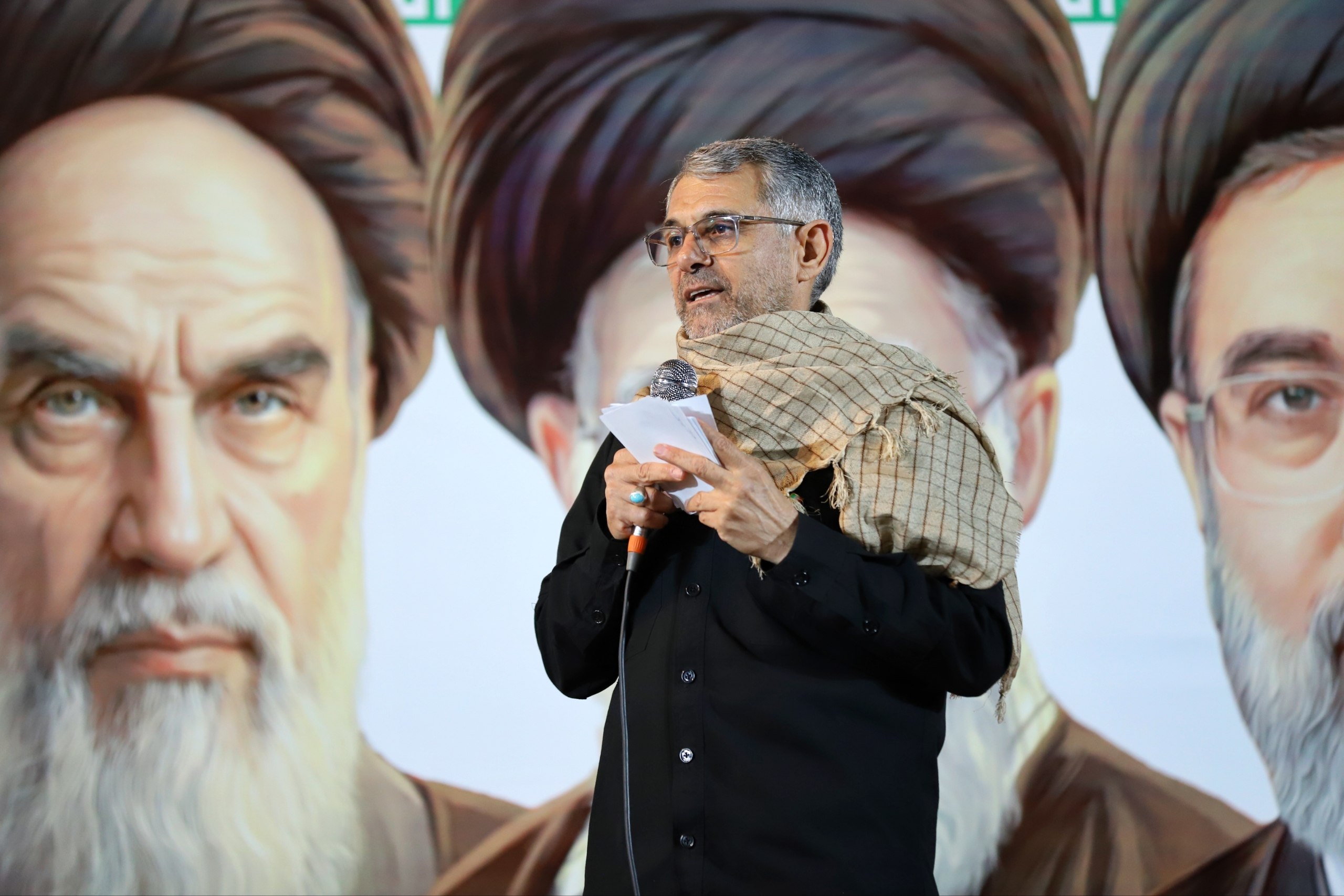 حضور مردم در خیابان، مکمل پیروزی رزمندگان در «میدان» است/ مدیریت تنگه هرمز؛ راهبرد قاطع ایران برای صیانت از منافع ملی ... 